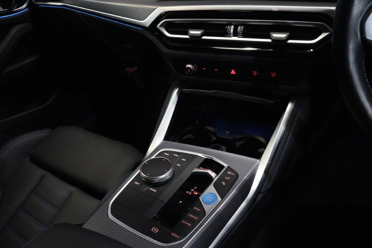 G26 i4 M50 RHD