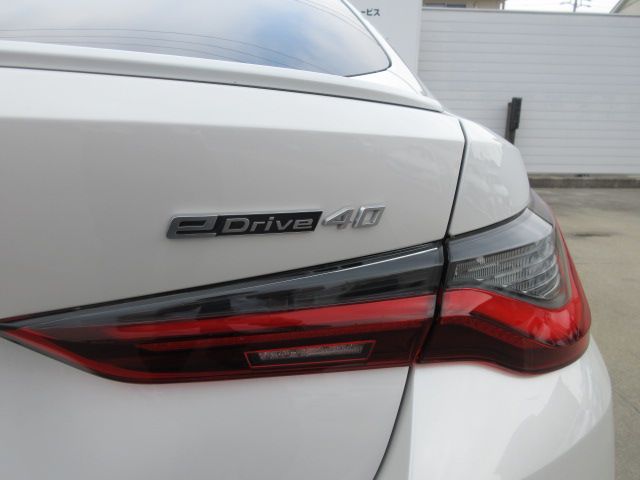 G26 i4 eDrive40 RHD