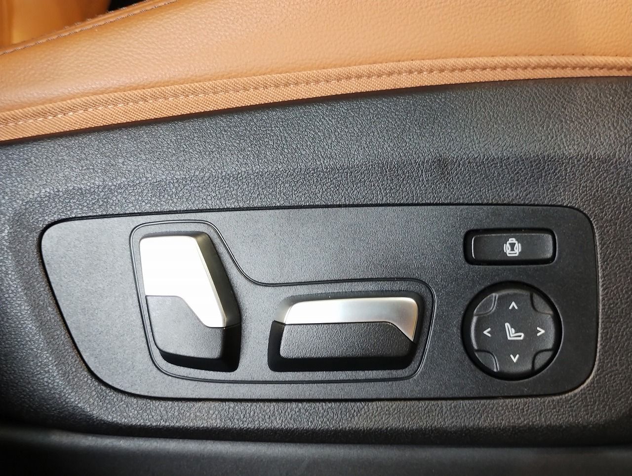 X3 20D