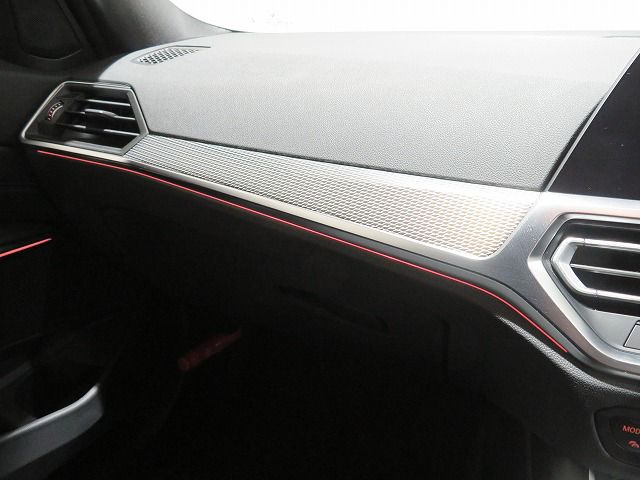 G21 320d xDrive Touring RHD