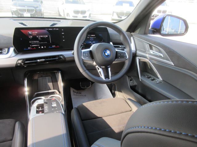 iX2 xDrive30 MSP