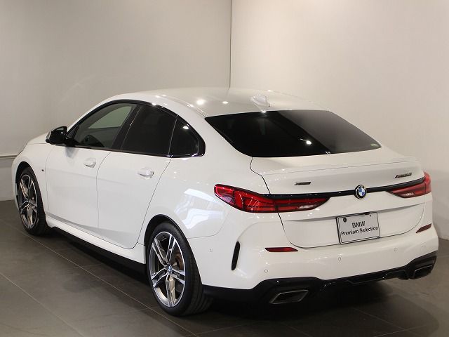 F4* **35i xDrive **** ***** B48 2.0i