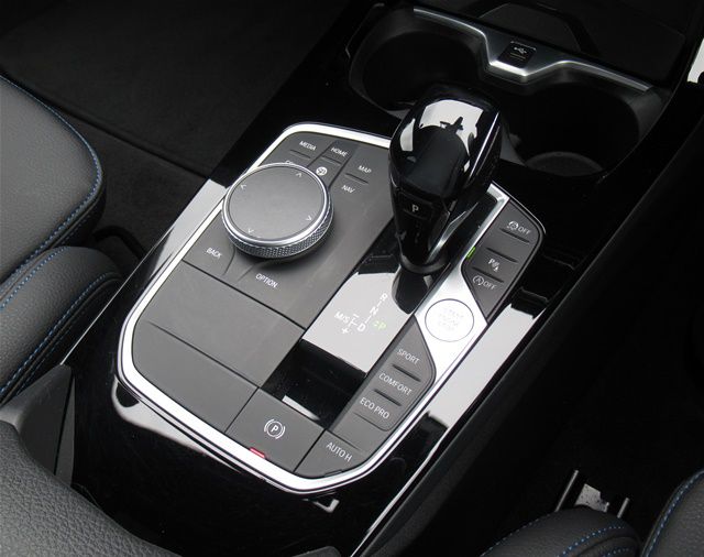 F40 118d Sports Hatch 5-door B47 2.0d