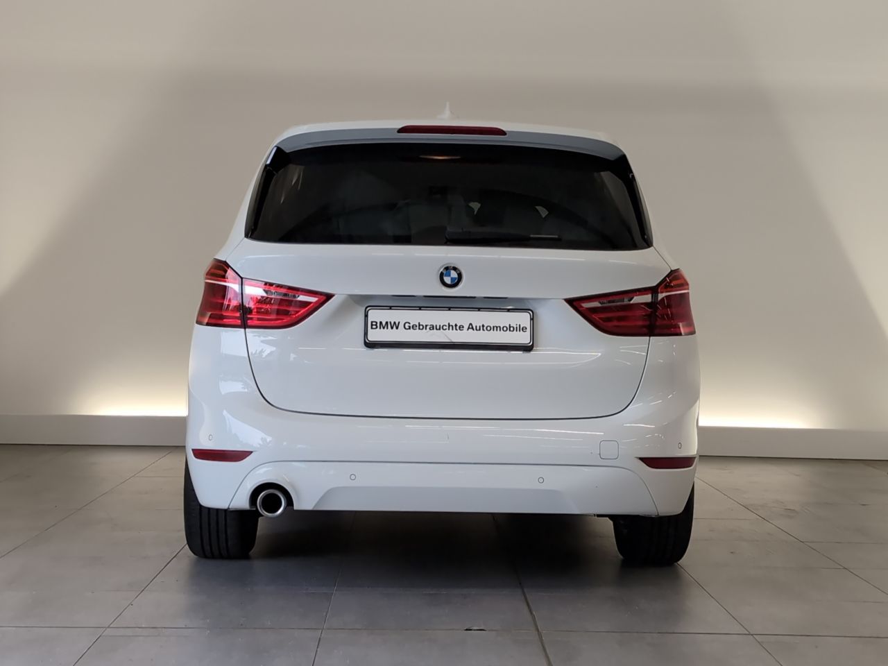 BMW 218