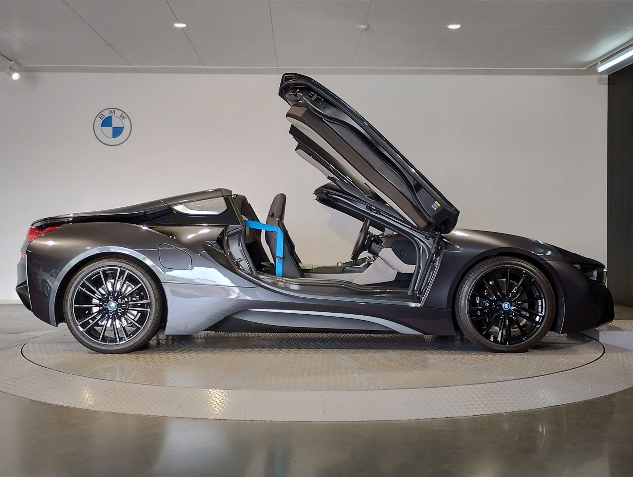 I15 i8 Roadster B38 1.5i