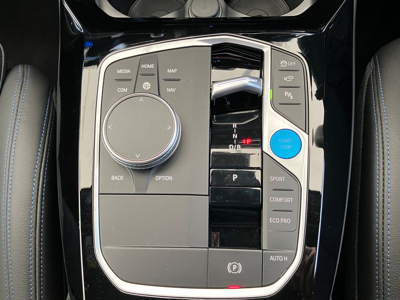 G08 iX3 BEV RHD