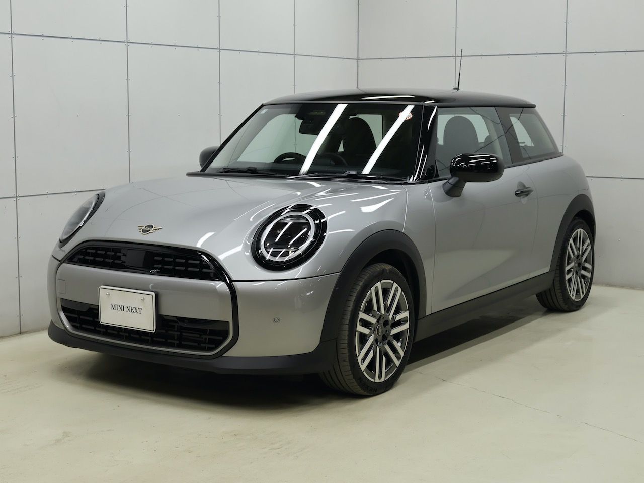 F66 MINI Cooper C 3Dr