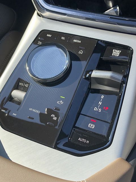 X3 M50 US