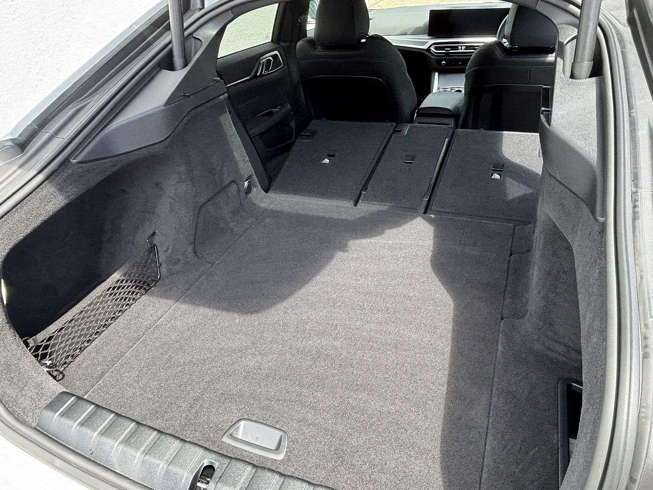 G26 i4 eDrive40 RHD
