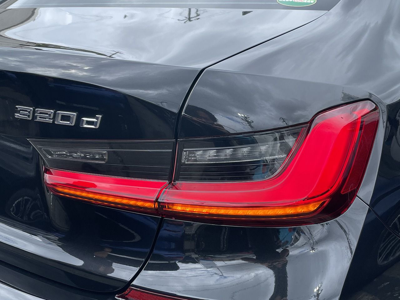 G20 320d xDrive RHD Saloon