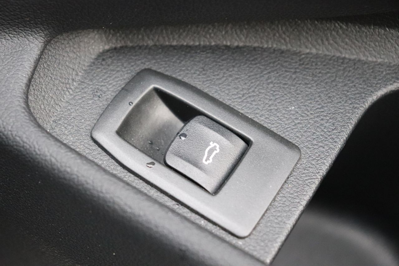 G21 320i Touring LCI RHD