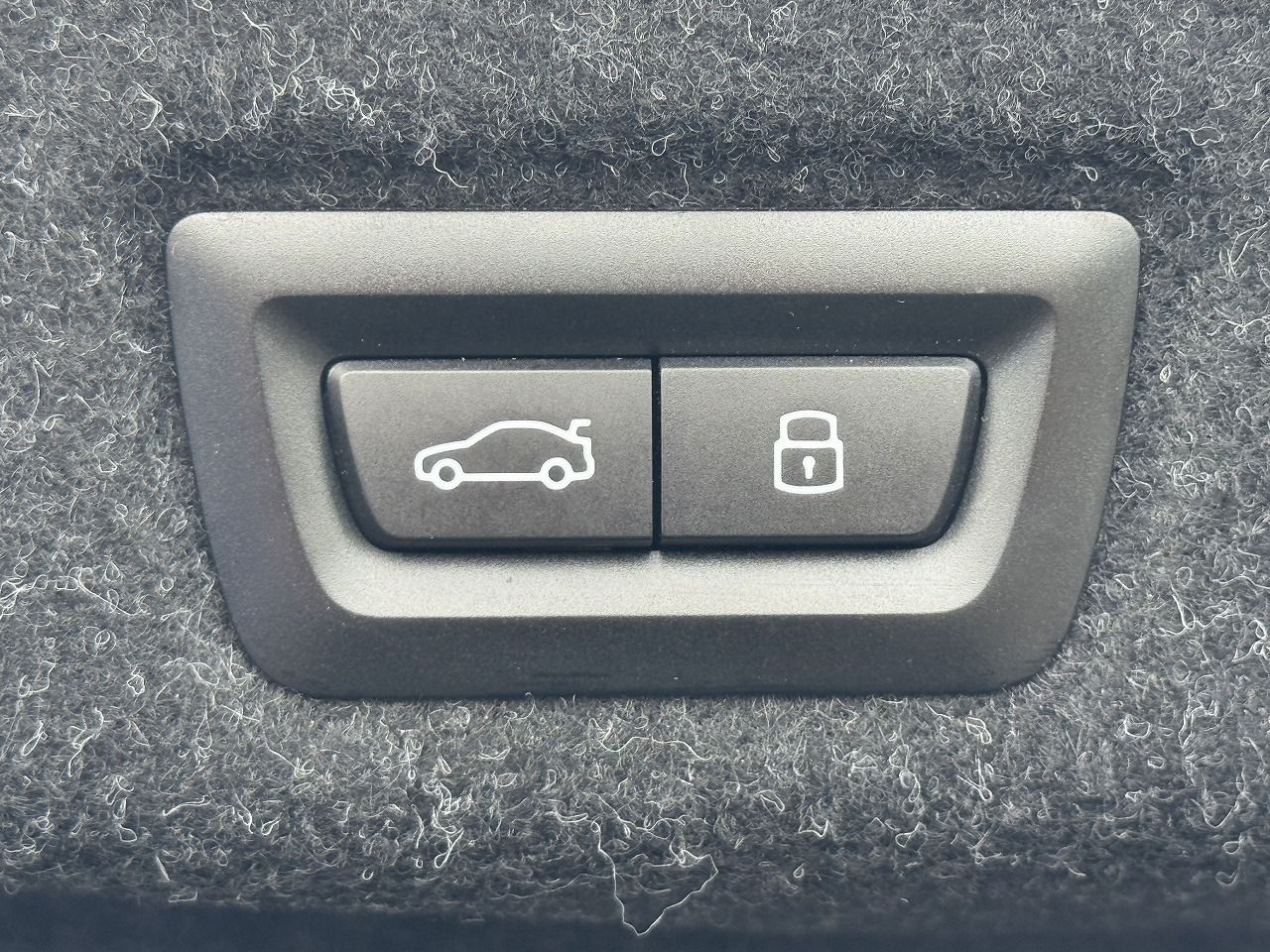 BMW i5 eDrive40 Sedan RHD