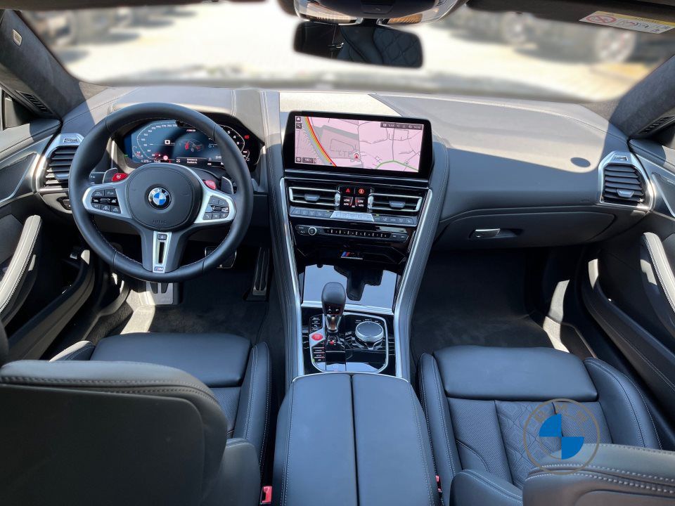 BMW M8