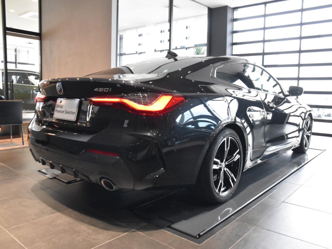 G22 420i B48 2.0 RHD