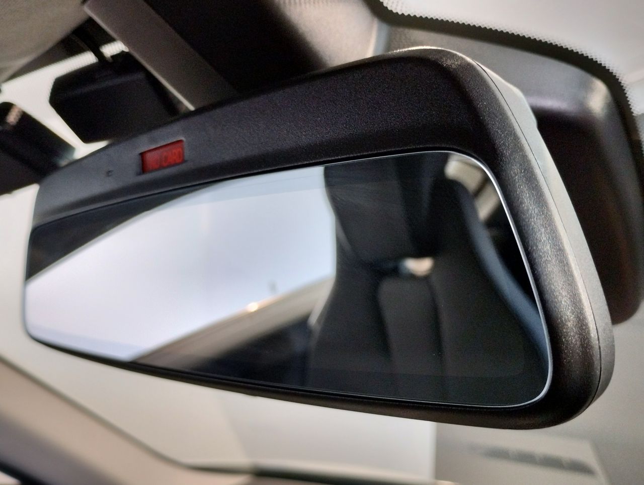 I12 i8 Coupe LCI B38 1.5i