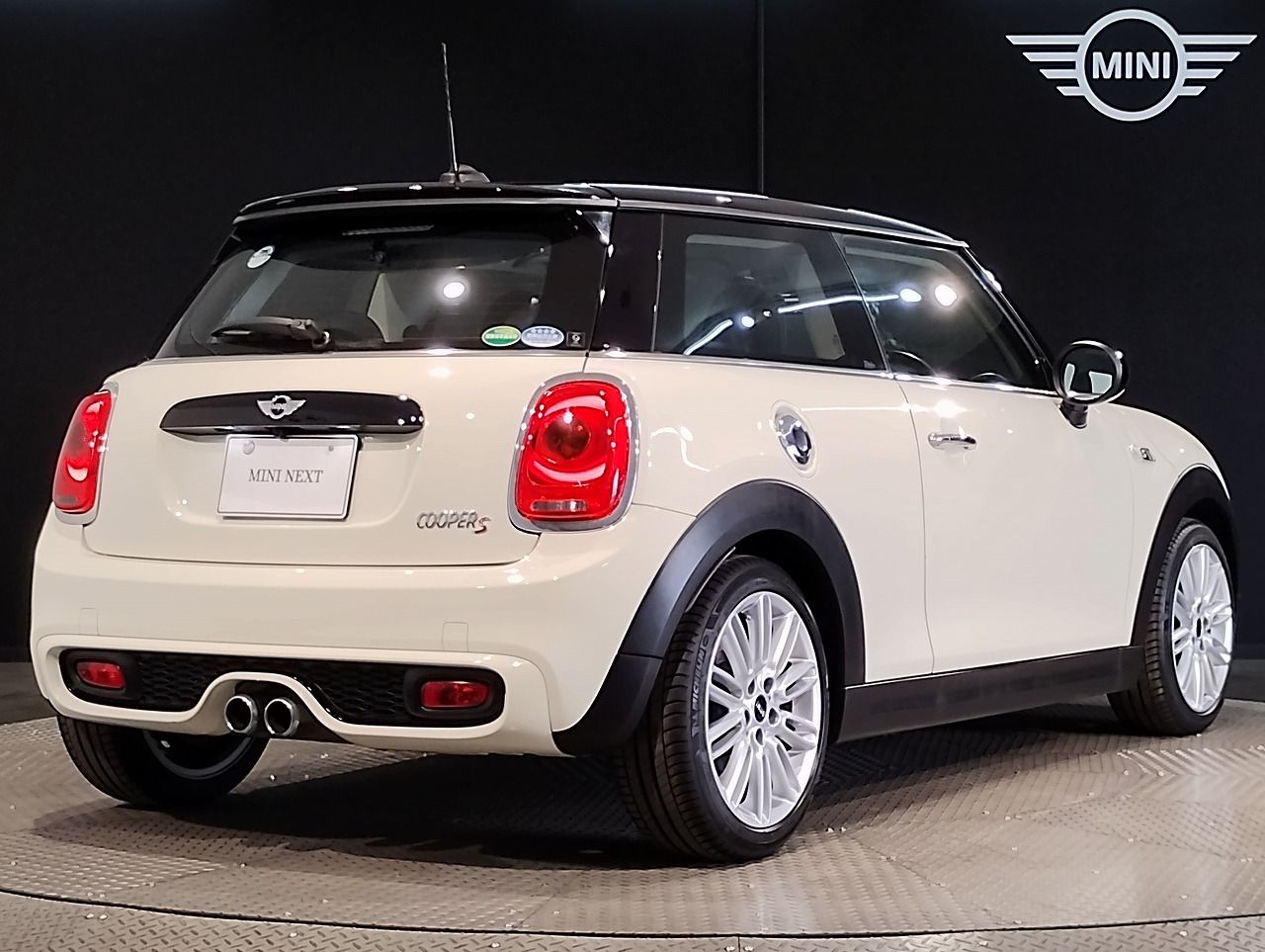 F56 MINI COOPER S