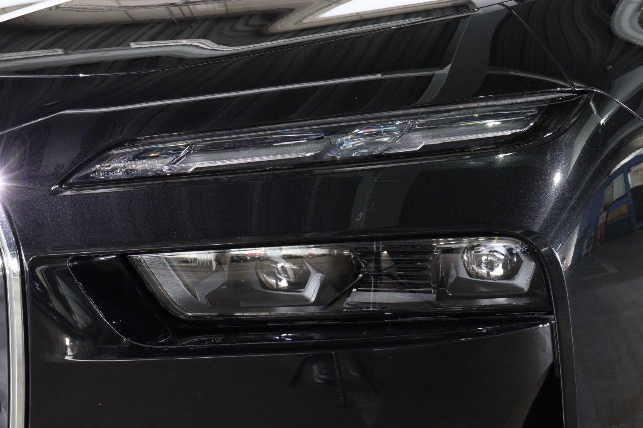 i7 xDrive60 Sedan RHD