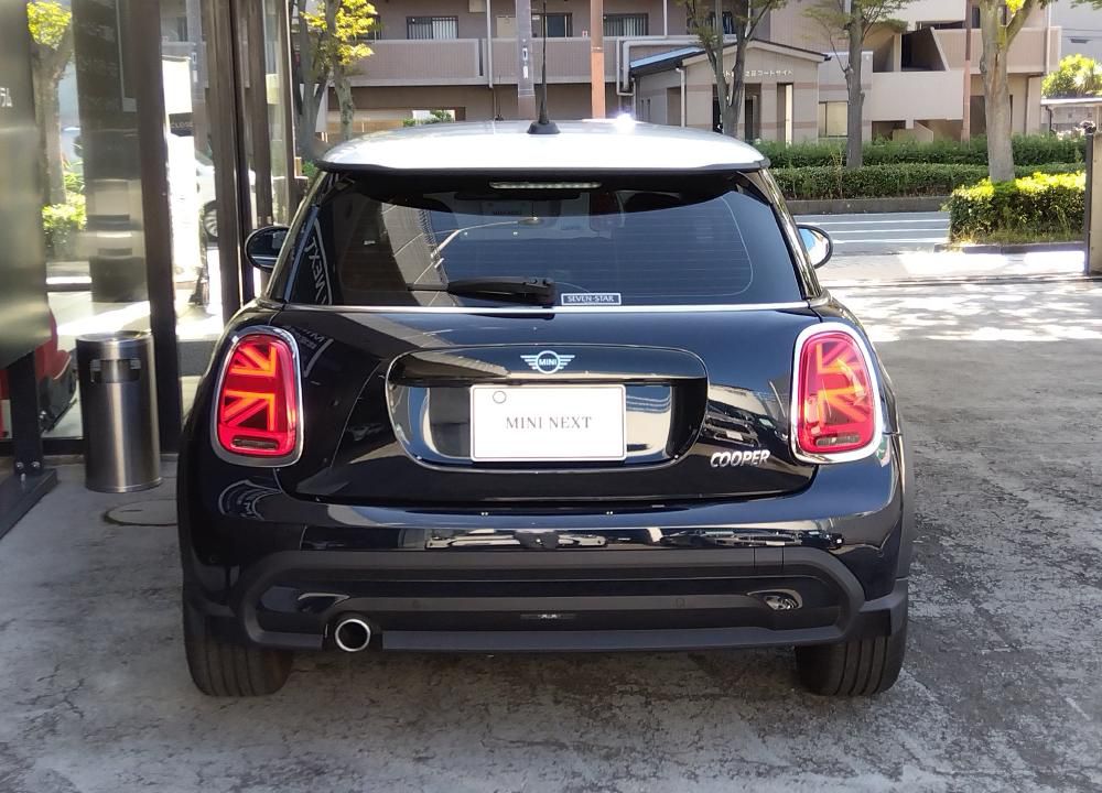 MINI Cooper F56 RHD