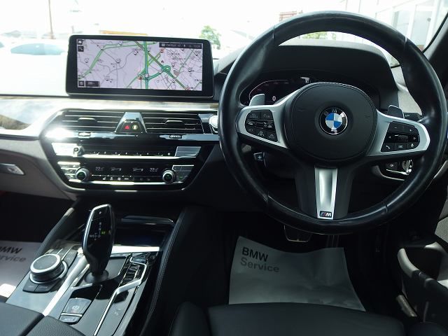 520i Sedan RHD