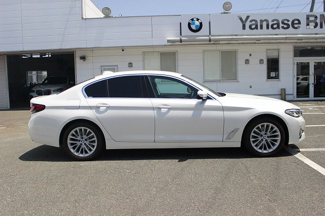 520i Sedan RHD