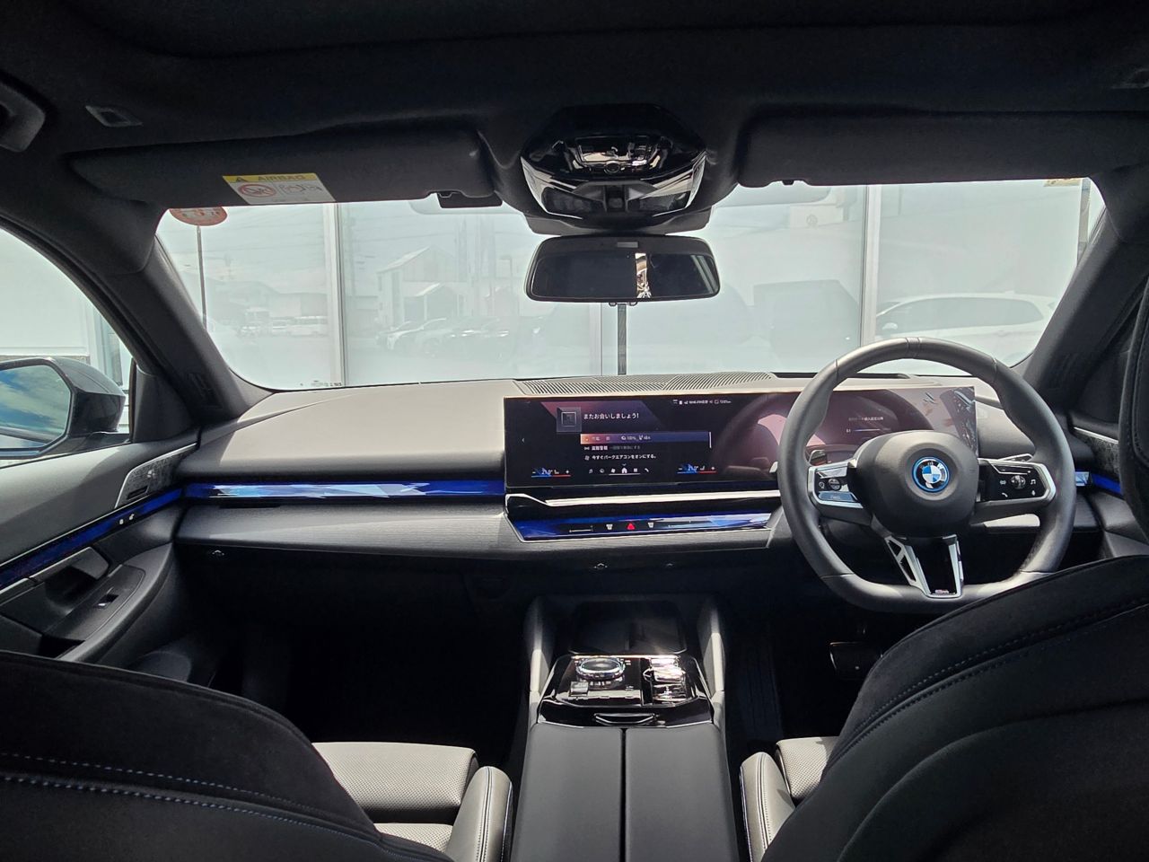 BMW i5 eDrive40 M Sport RHD