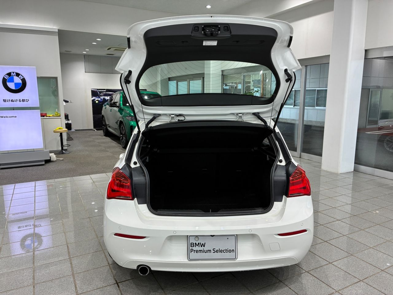 118 5DOOR RHD