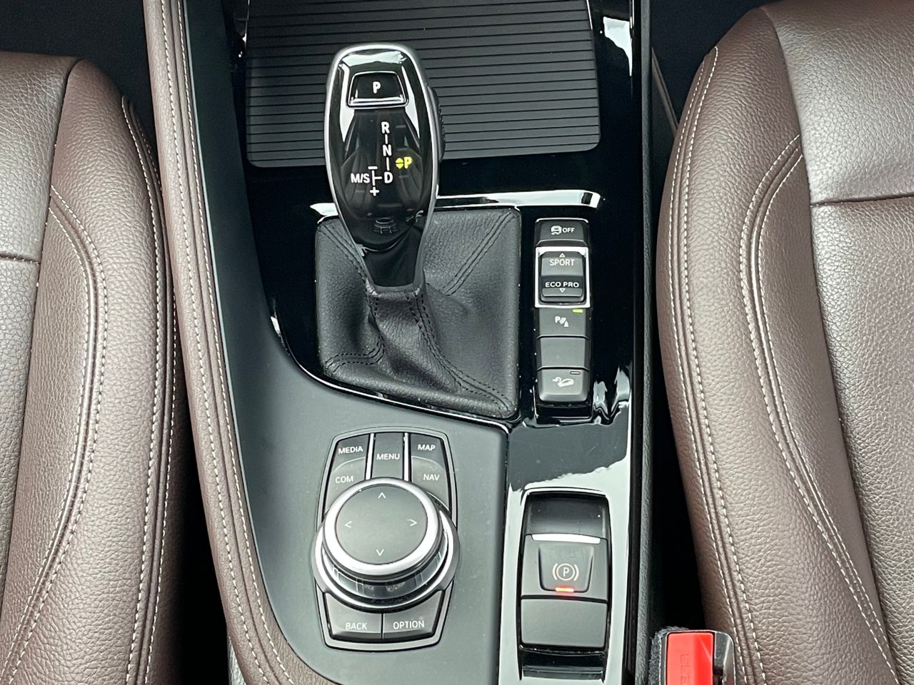 F48 X1 xDrive18d B47 2.0d LCI