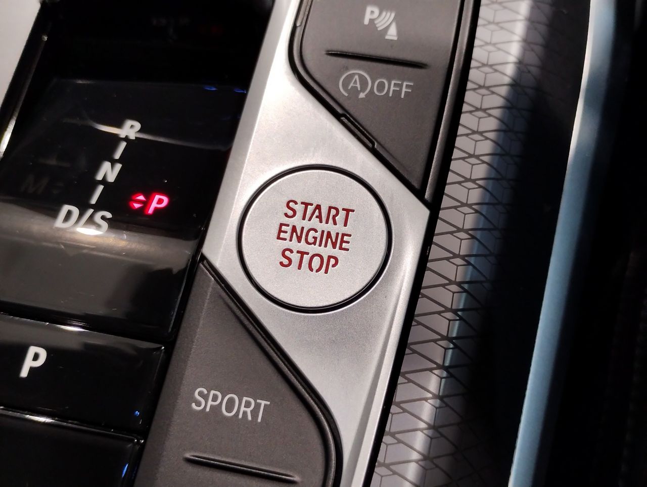 G20 320i Saloon LCI RHD MX