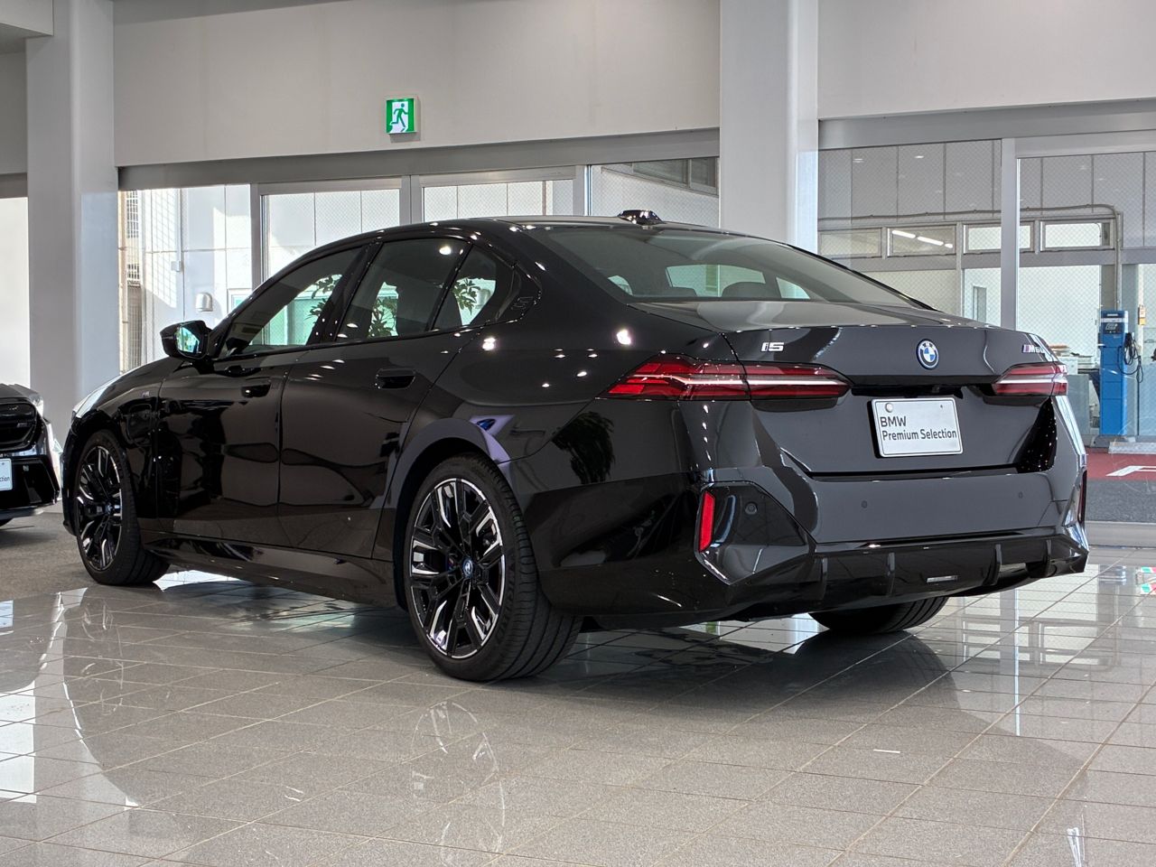 BMW i5 M60 xDrive Sedan RHD