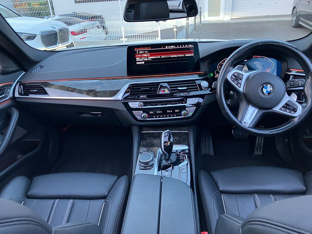 520d xDrive Touring RHD