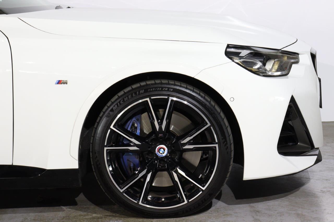 M240i xDrive Coupé RHD