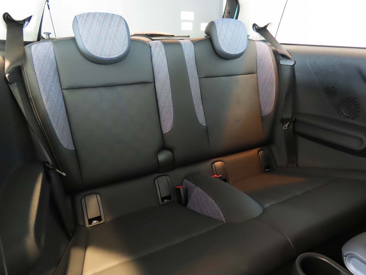 F66 MINI Cooper C 3Dr