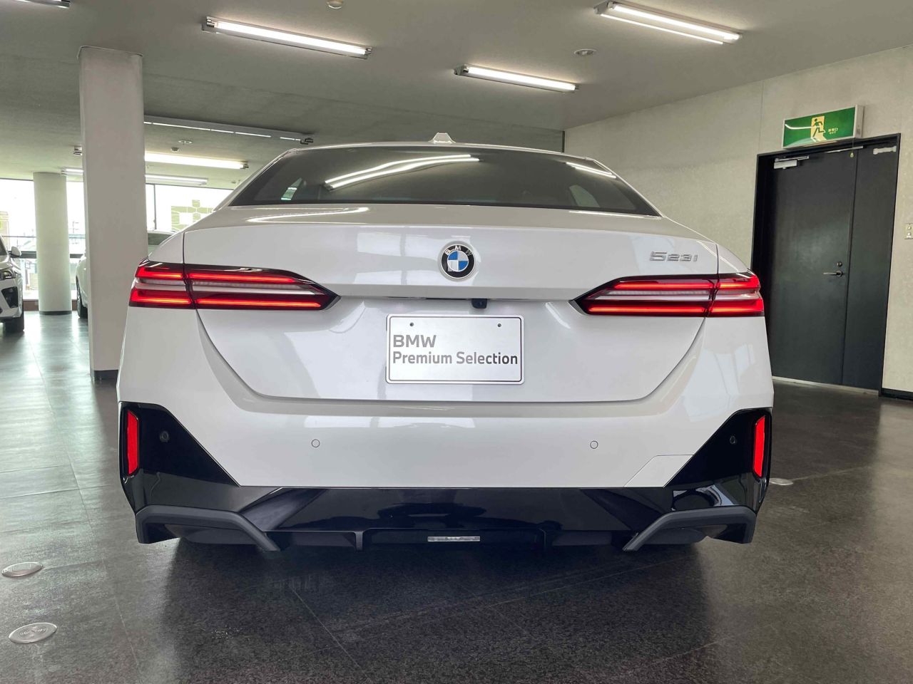 520i Sedan RHD