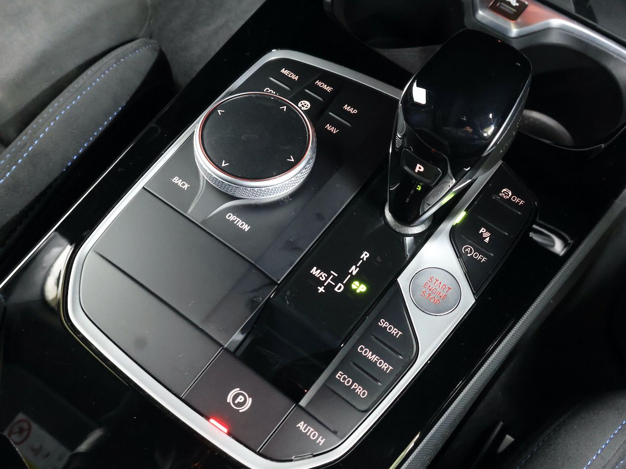 F4* **35i xDrive **** ***** B48 2.0i