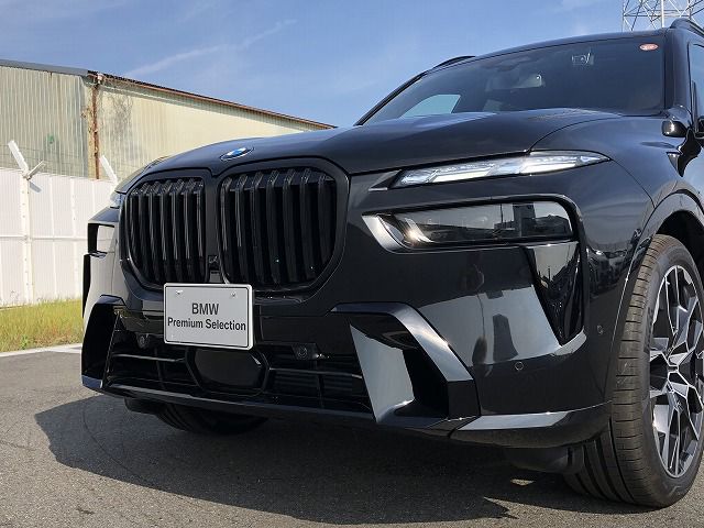 X7 xDrive40d RHD US