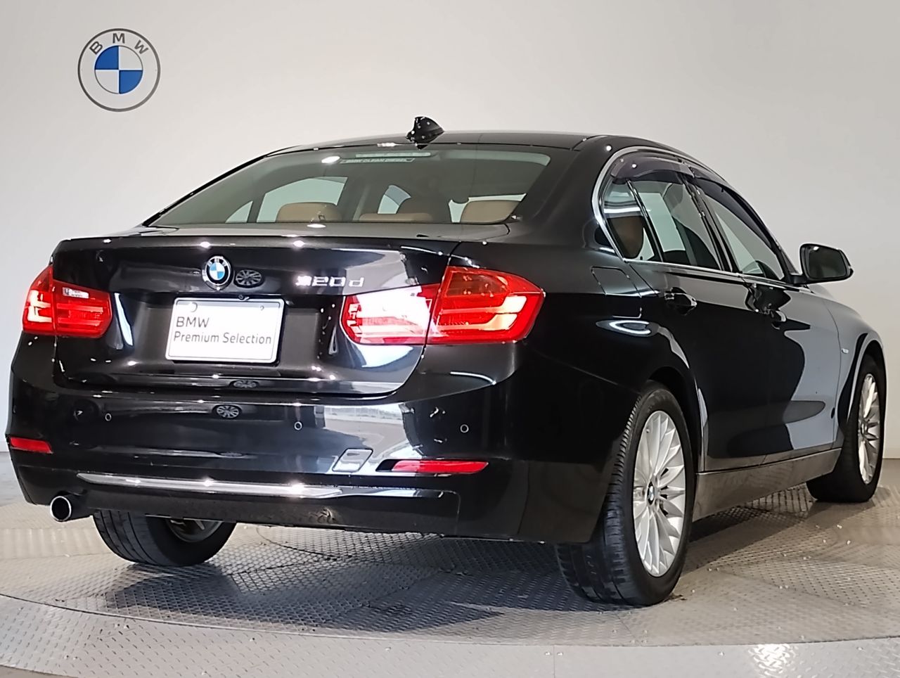 320D BLUEPERFORMANCE SEDAN RHD