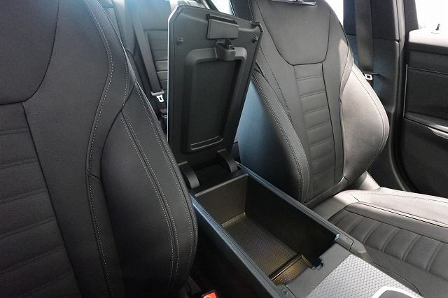 G20 320i Saloon LCI RHD MX