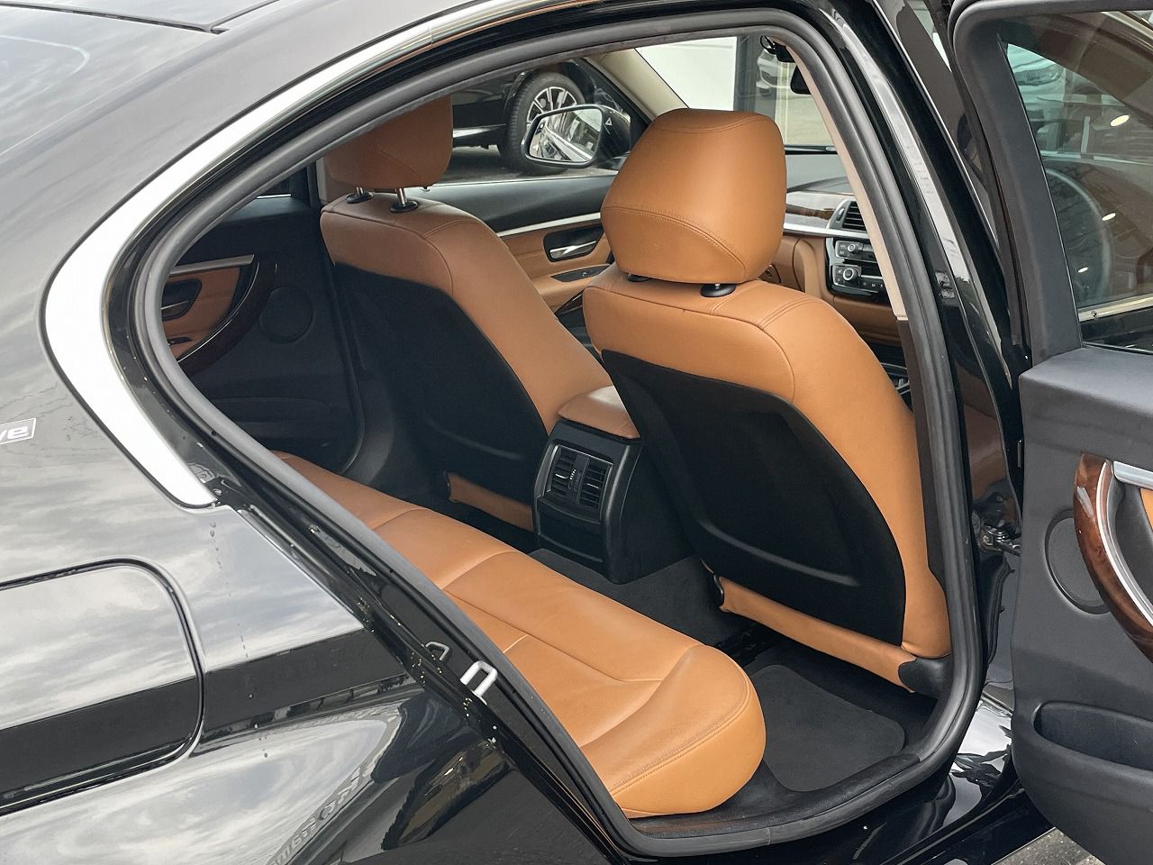 330E IPERFORMANCE SEDAN RHD