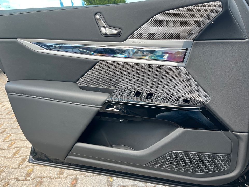 BMW 740