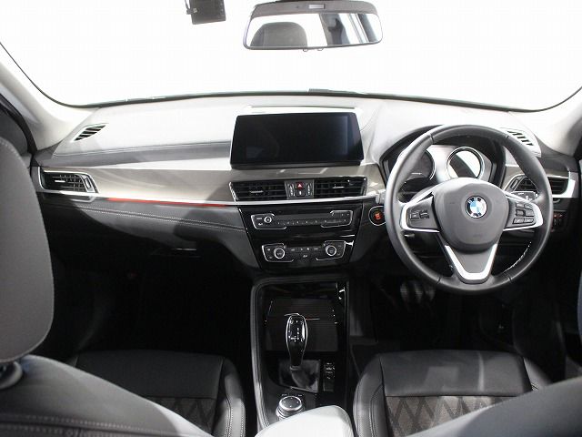 X1 sDrive18i RHD