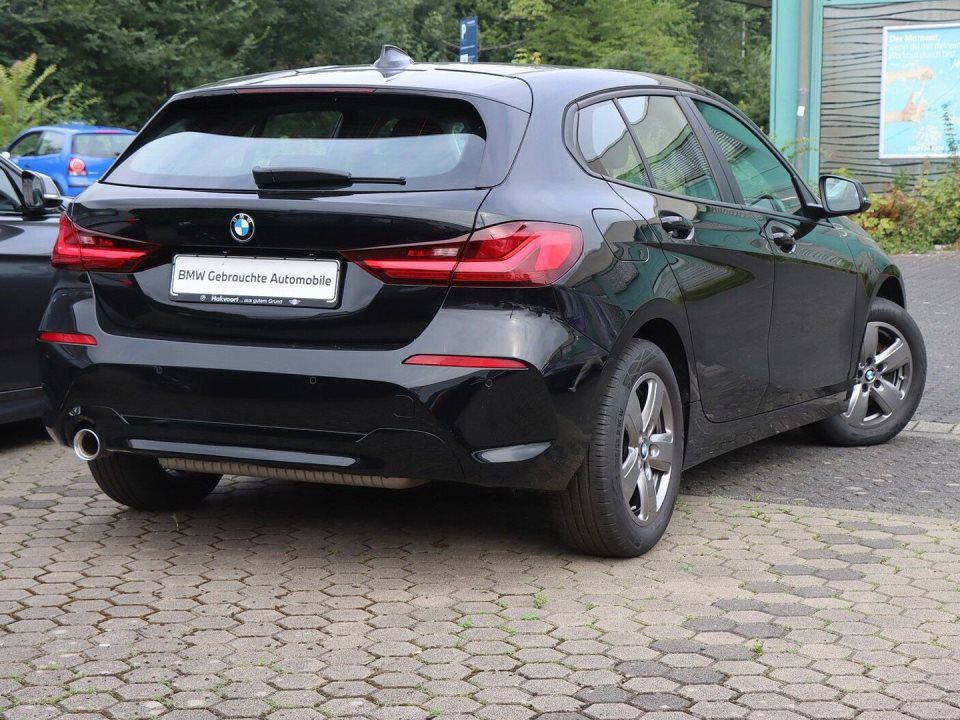 BMW 118