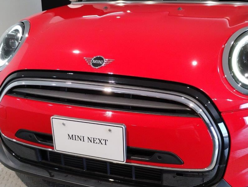 MINI Cooper F56 RHD