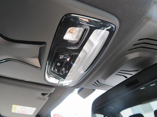 320d xDrive Berline RHD