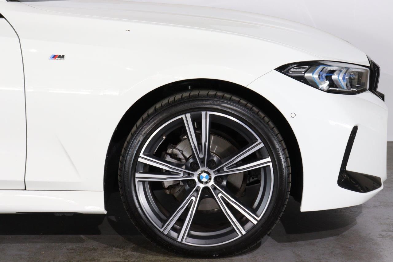 320d xDrive Berline RHD