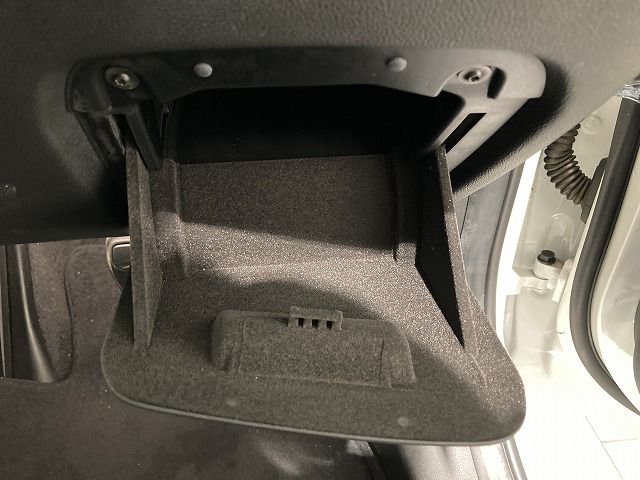 G20 320d xDrive RHD Saloon