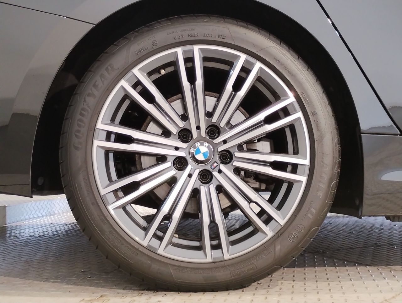 G21 318i Touring