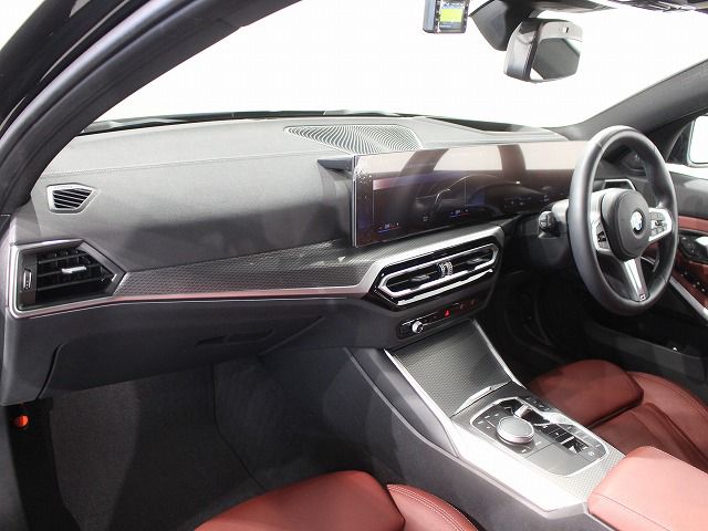 G21 M340i xDrive Touring LCI RHD