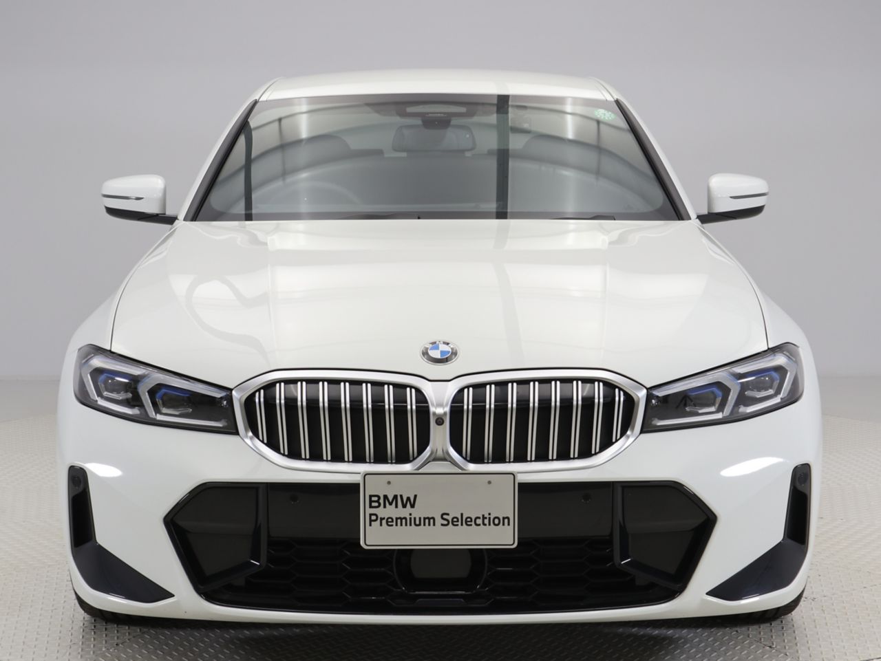 320d xDrive Berline RHD