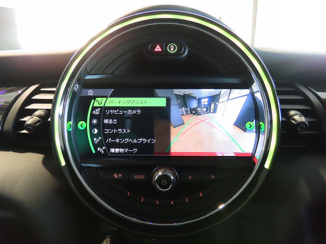 F55 COOPER S D(AT)