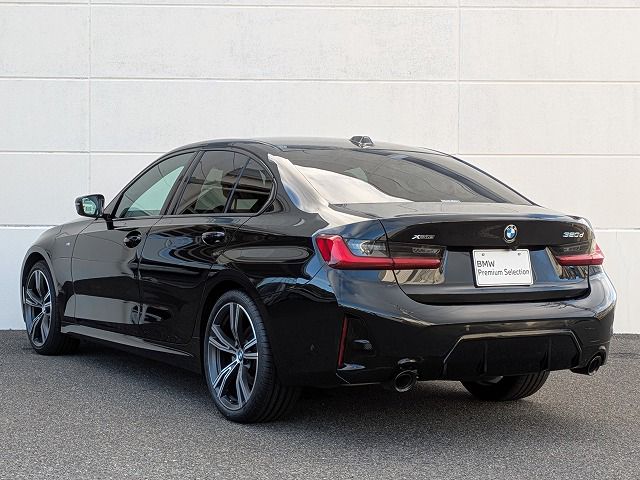 320d xDrive Berline RHD